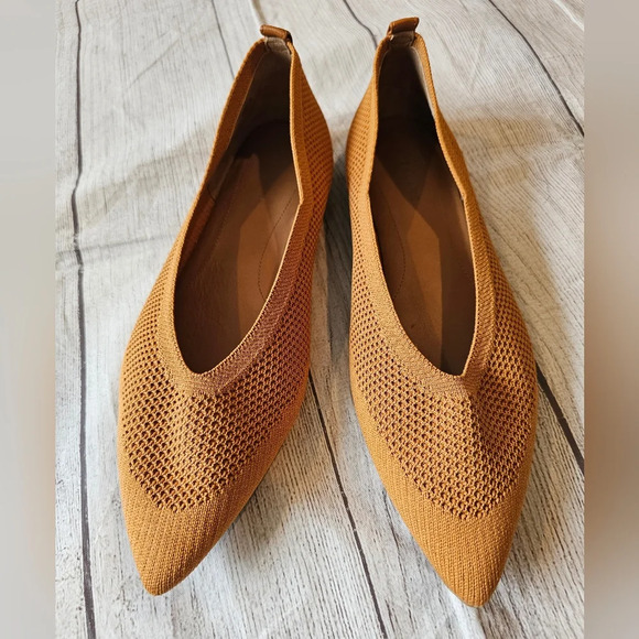 Everlane Women’s •Size 10.5• The 40 Hour Flat Pointed Toe Shoes Comfort Toffee - Picture 2 of 11